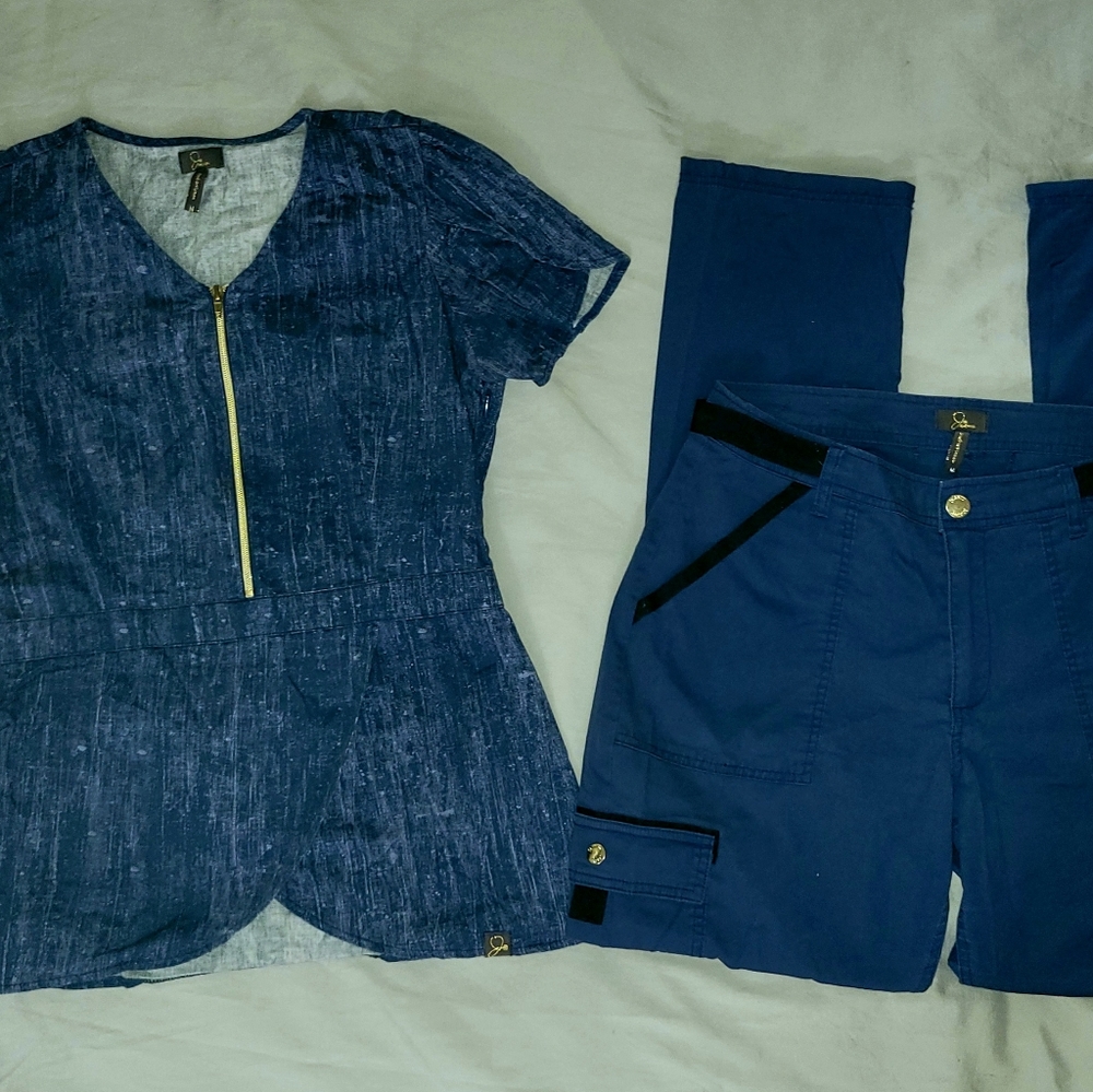 Jaanuu Scrub Set in Denim Blue & Gold size Medium